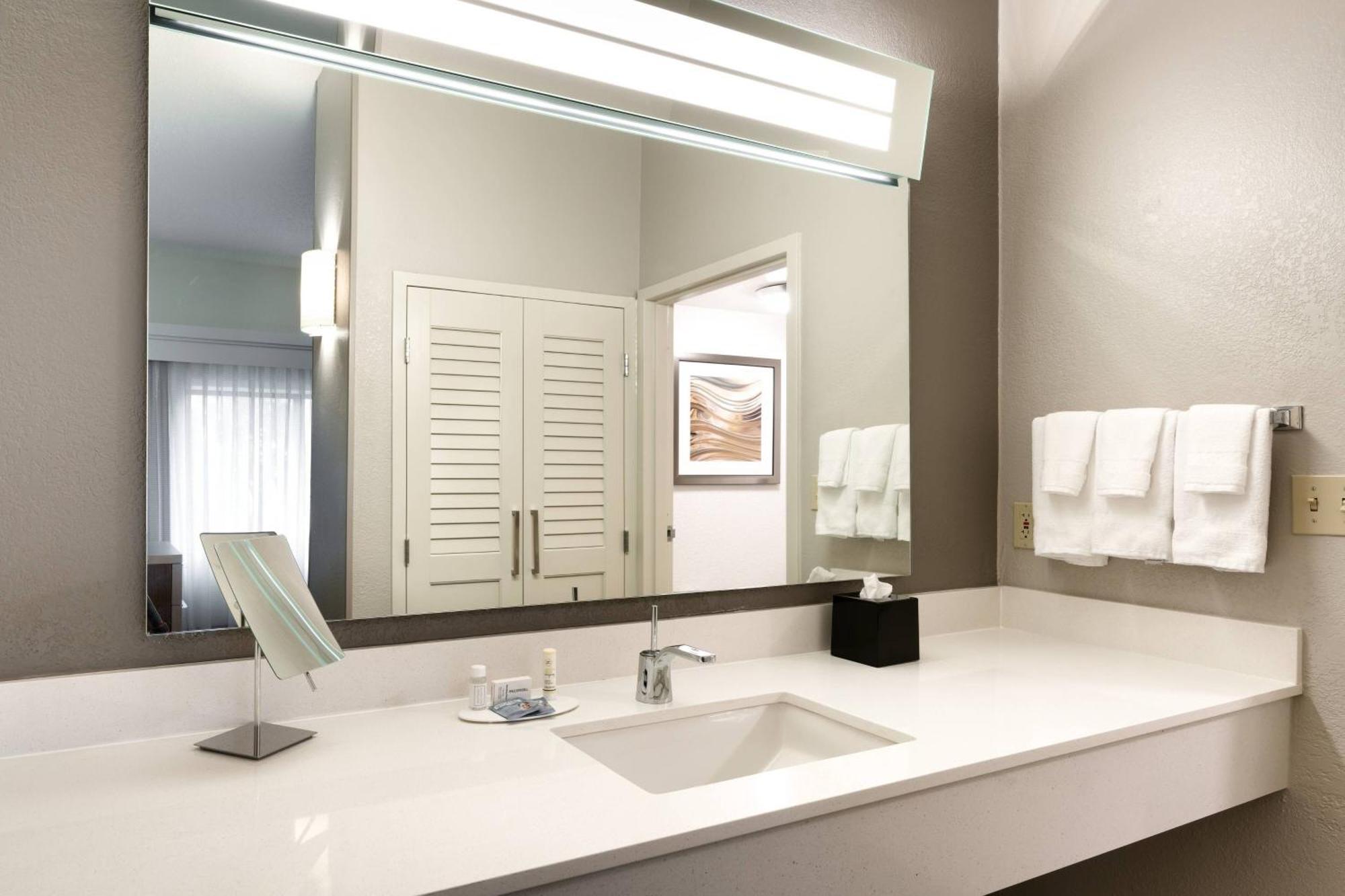 Courtyard By Marriott Oklahoma City Northwest Esterno foto