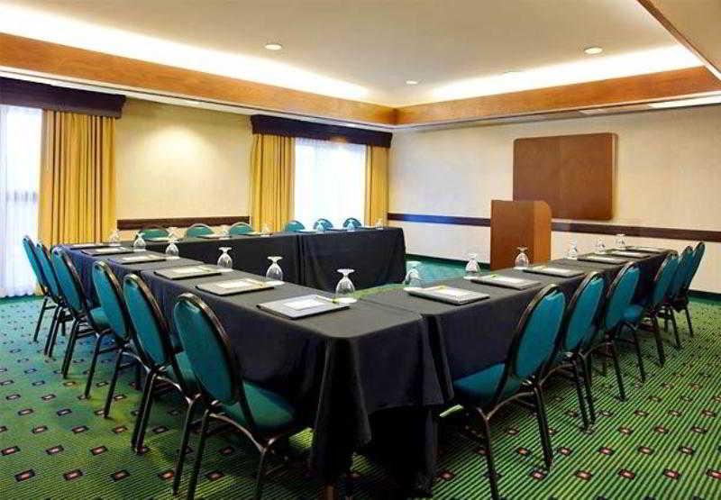 Courtyard By Marriott Oklahoma City Northwest Servizi foto